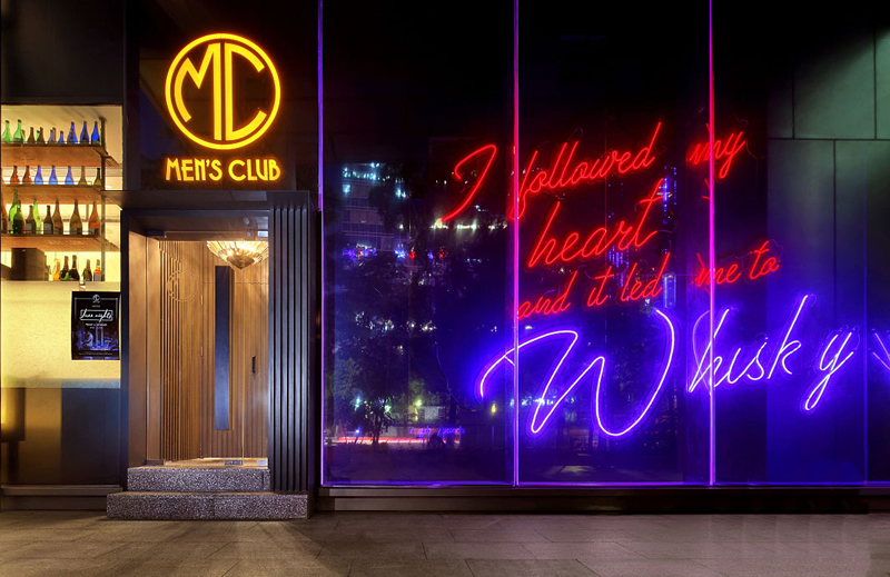 特色小酒吧門(mén)頭效果圖