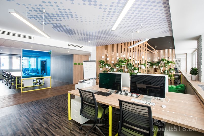 成都寫字樓辦公室裝修設(shè)計