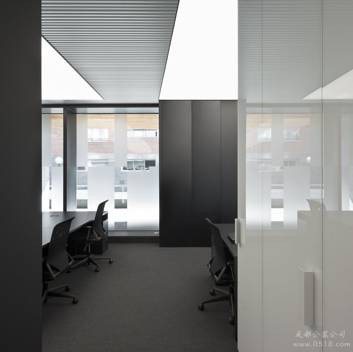 成都辦公室裝修哪家好？辦公室裝修應(yīng)該注意什么？